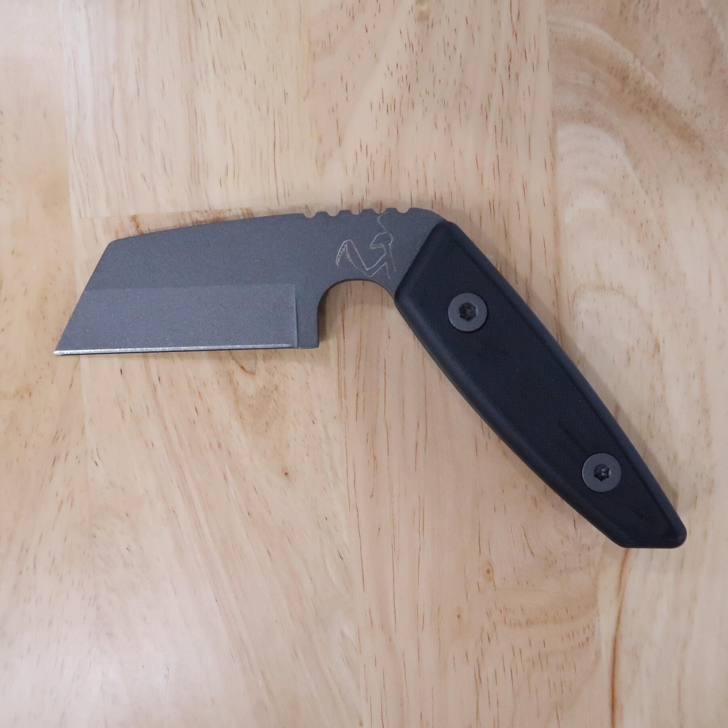 Canivete TURQ GEAR-M Mantis Sleipner Aço G10 Cerakote Cinza Tungstênio (66mm)