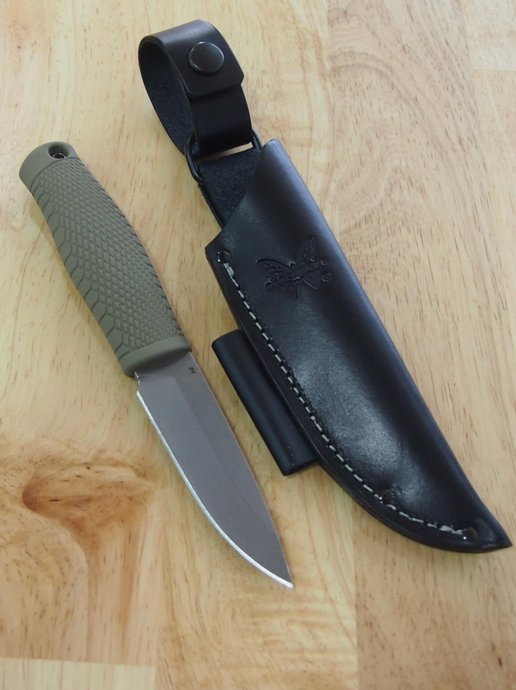 Cuchillo de funda BENCHMADE 200 Puukko (90mm)
