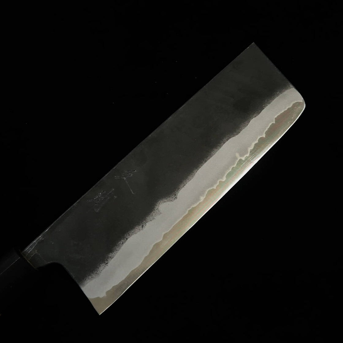 MIURA by Shindo - Nakiri, aço azul nº2, acabamento kuro-uchi, cabo de magnólia com chifre de búfalo (165mm)