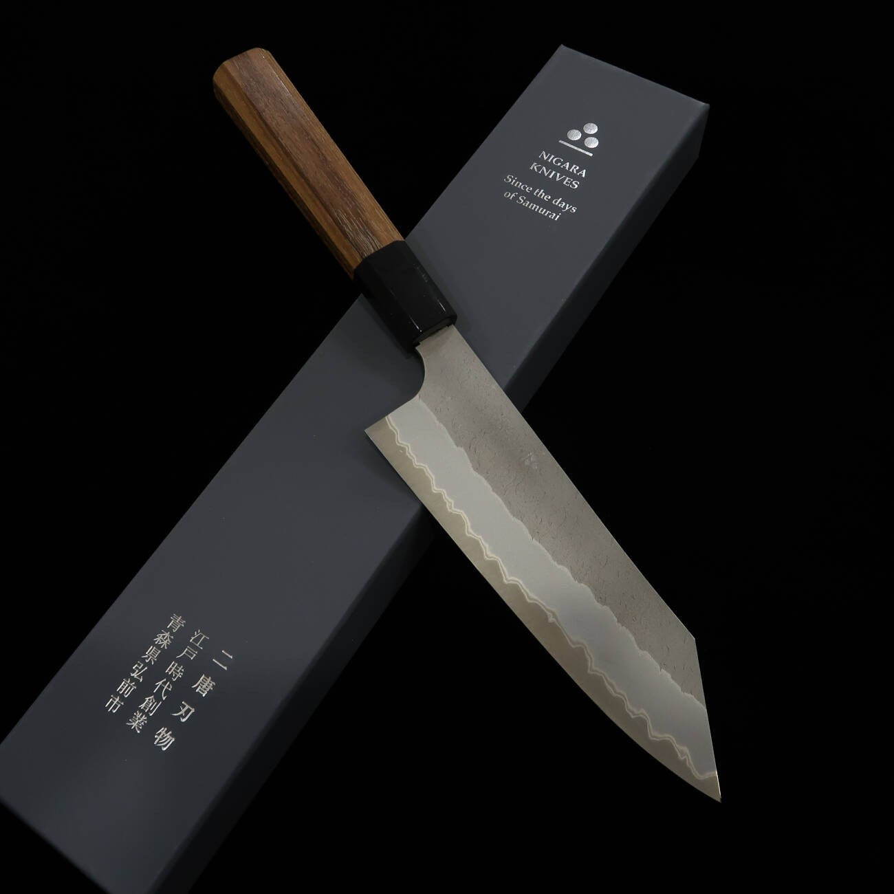 二唐刃物鍛造所 NIGARA 青紙スーパー 磨き槌目 文化 チーク柄 (180mm)