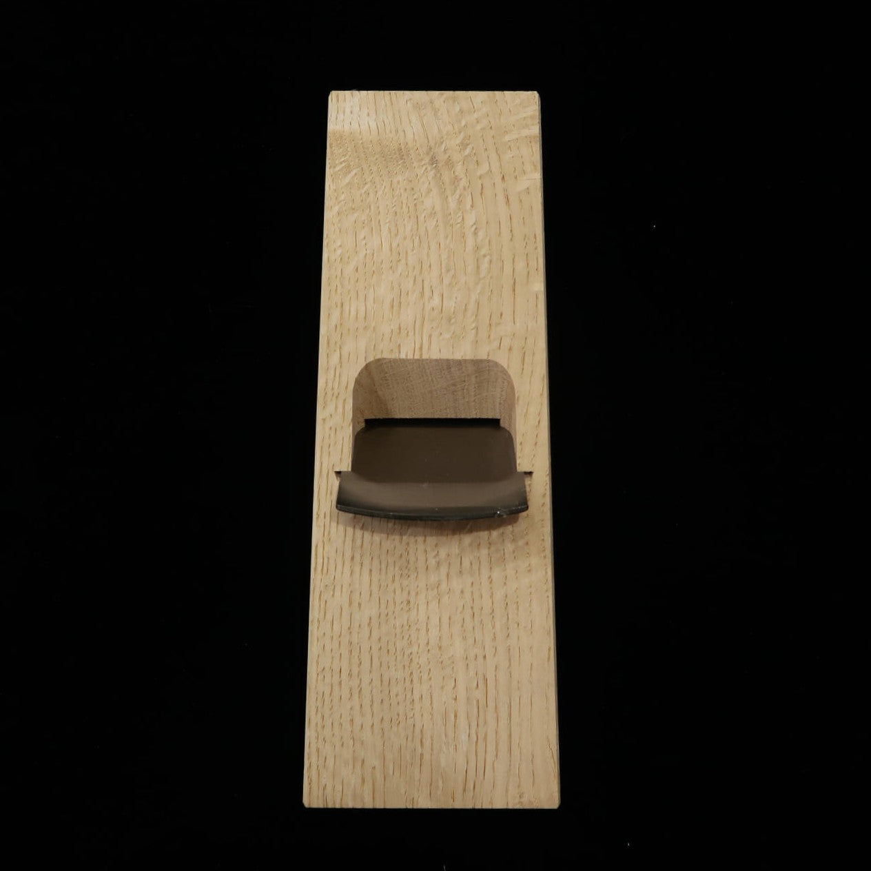 Bonito Box Throne 01003