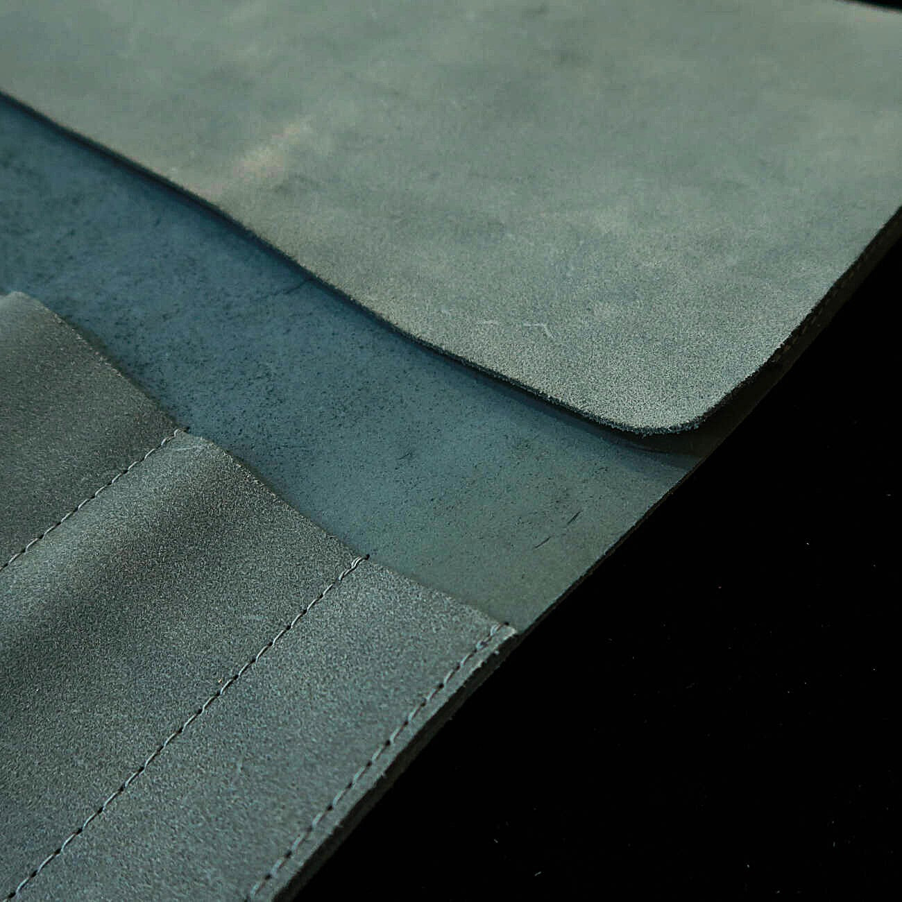 YOKU leatherworks レザーナイフロール 床革ブルー 鞄型