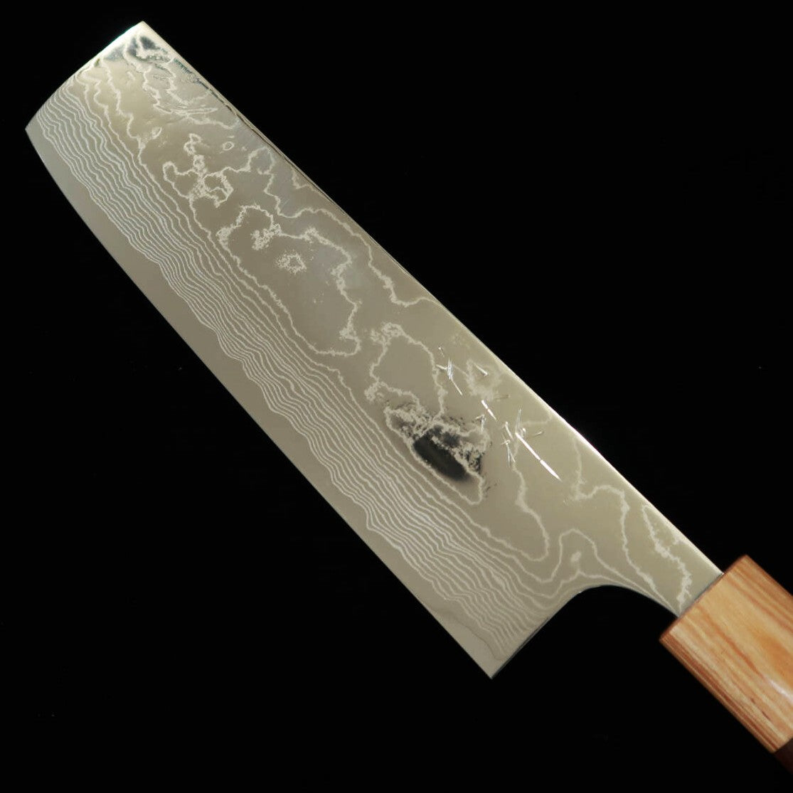 Yuta Katayama VG10 Damas poli couteau Nakiri, manche en bois de rose forme châtaigne (170 mm)
