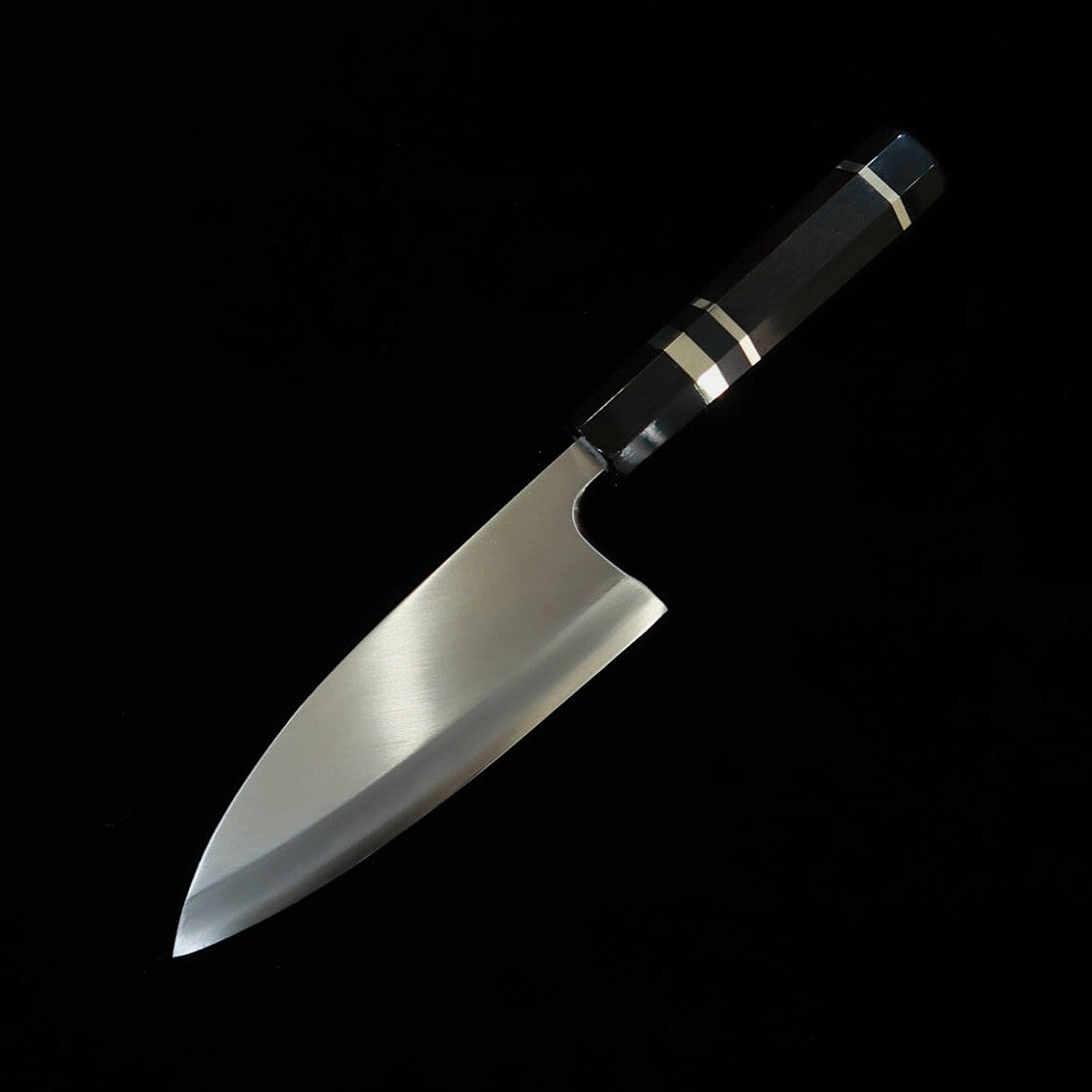 三浦MIURA 出刃 左利き用 銀紙三号 木砥仕上げ 黒檀銀巻柄(150mm)