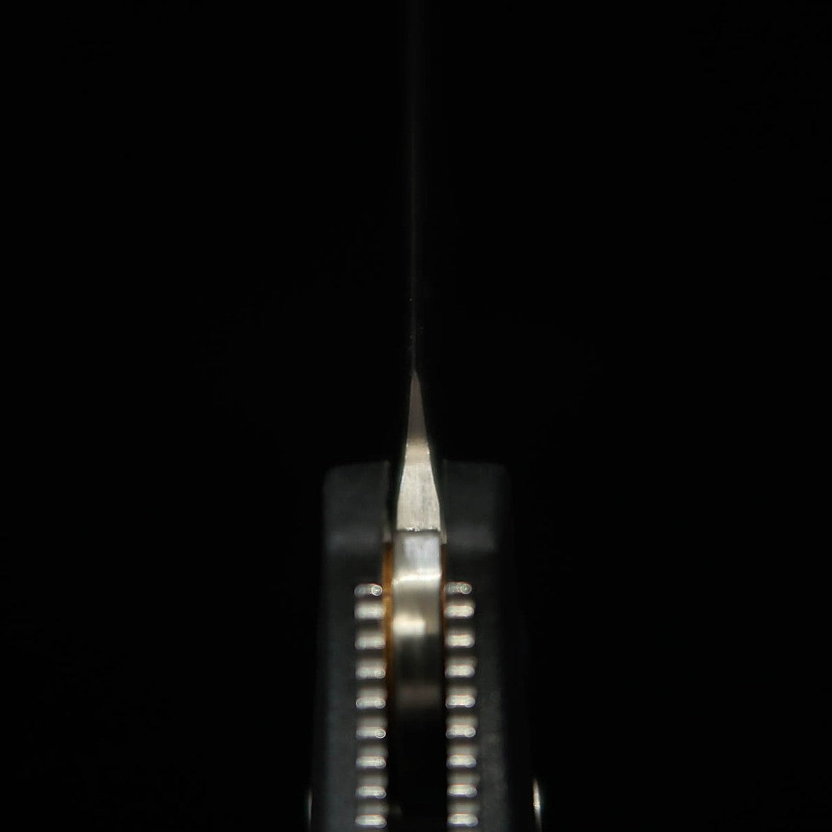 ベンチメイドBENCHMADE bem556-S30V ミニグリップティリアン シルバー直刃 (70mm)