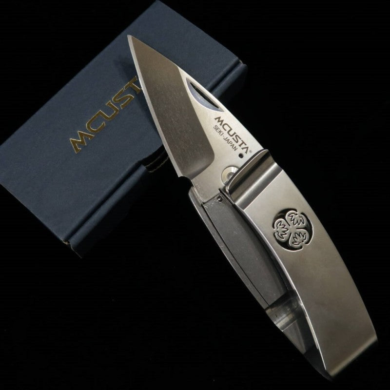 MCUSTAMoney Clip Knife "Family Crest" Aoi (50mm)