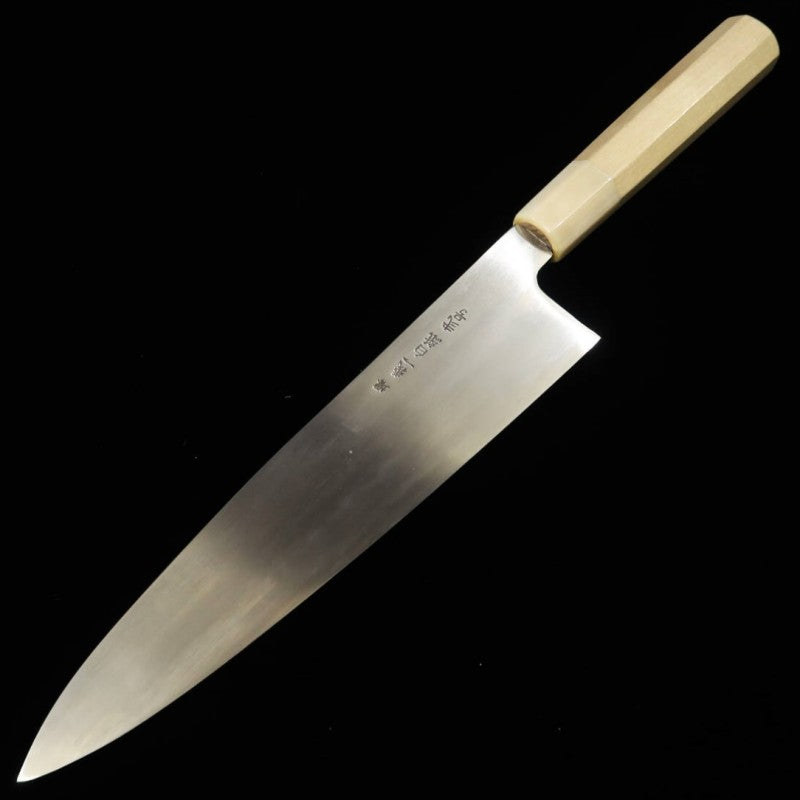 MIURA KNIVES Itadaki Tanaka Yoshikazu Acier blanc n°2, couteau de chef, finition brossée, manche octogonal en corne de buffle blanc (210/240 mm)