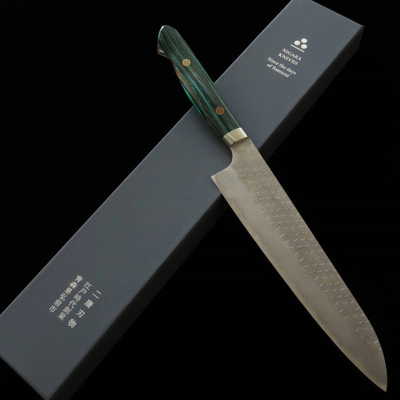 Nitaka Hamono Tanzojo NIGARA SG2 pulido martillado Gyuto, mango de turquesa (240 mm)