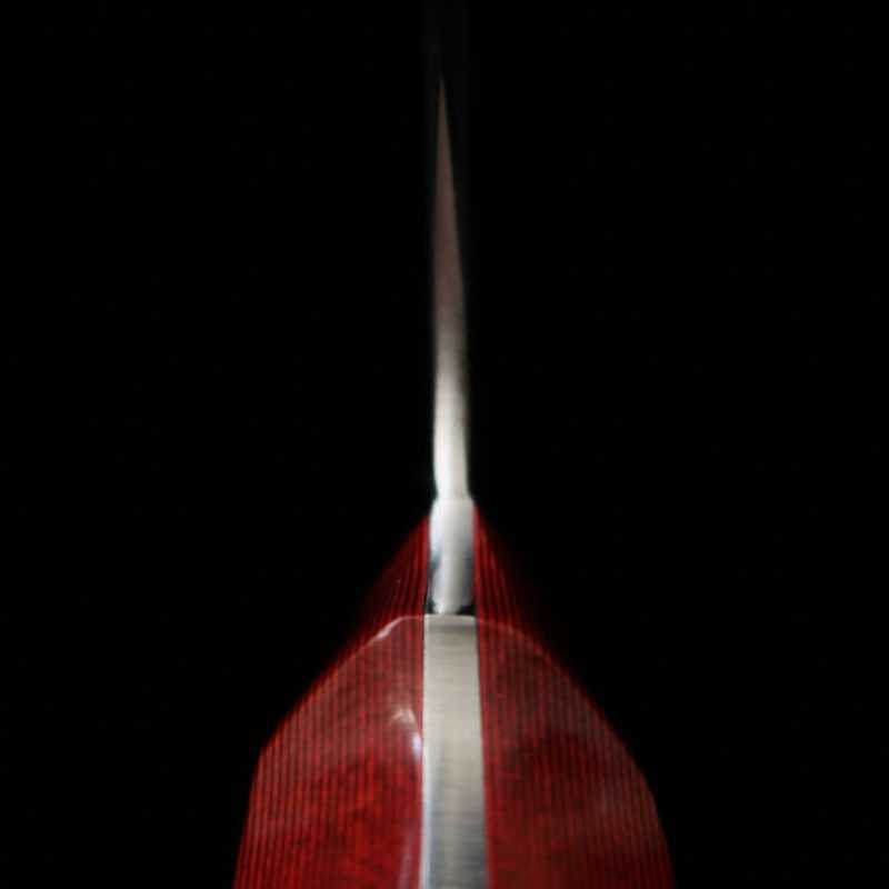 Gyuto Kazuo Nomura Shirogami No. 2 Suminagashi com cabo Micarta vermelho (180/210mm)