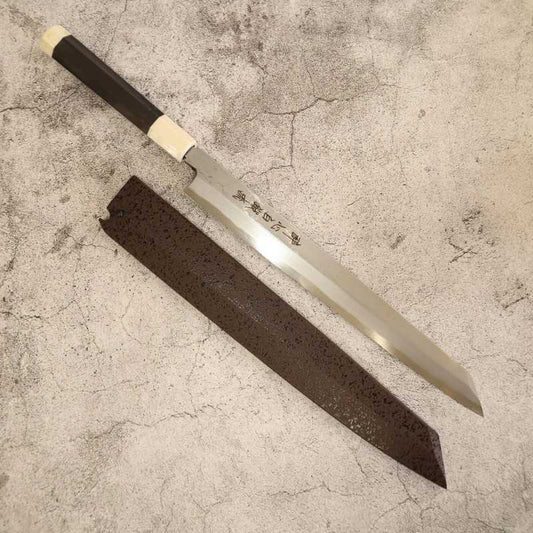 Kiritsuke Yanagiba SUISIN Tanryu com Saya laqueada, Cabo em ébano, forjada por Kenji Togashi (270/300mm)