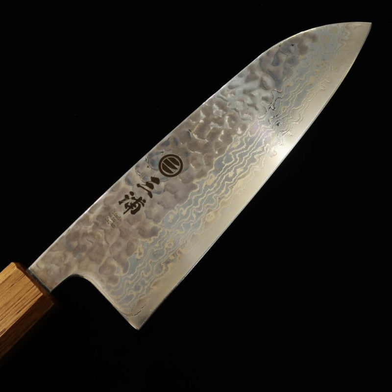 Santoku MIURA Ginsan Nº3, Damasco blanco, acabado martillado, mango lacado (165mm)
