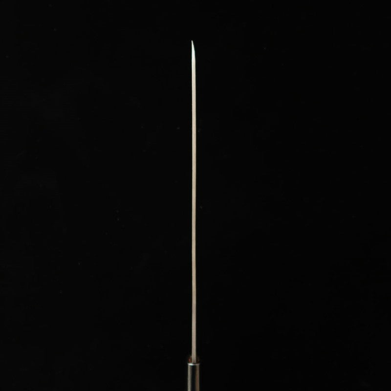 Miwa, yanagiba, acero Shirogami #1, acabado forjado en negro, mango de castaño tostado (240mm)