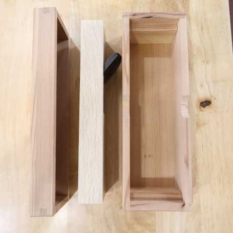 常三郎 TSUNESABURO 鰹箱 青鋼 (48/55mm)