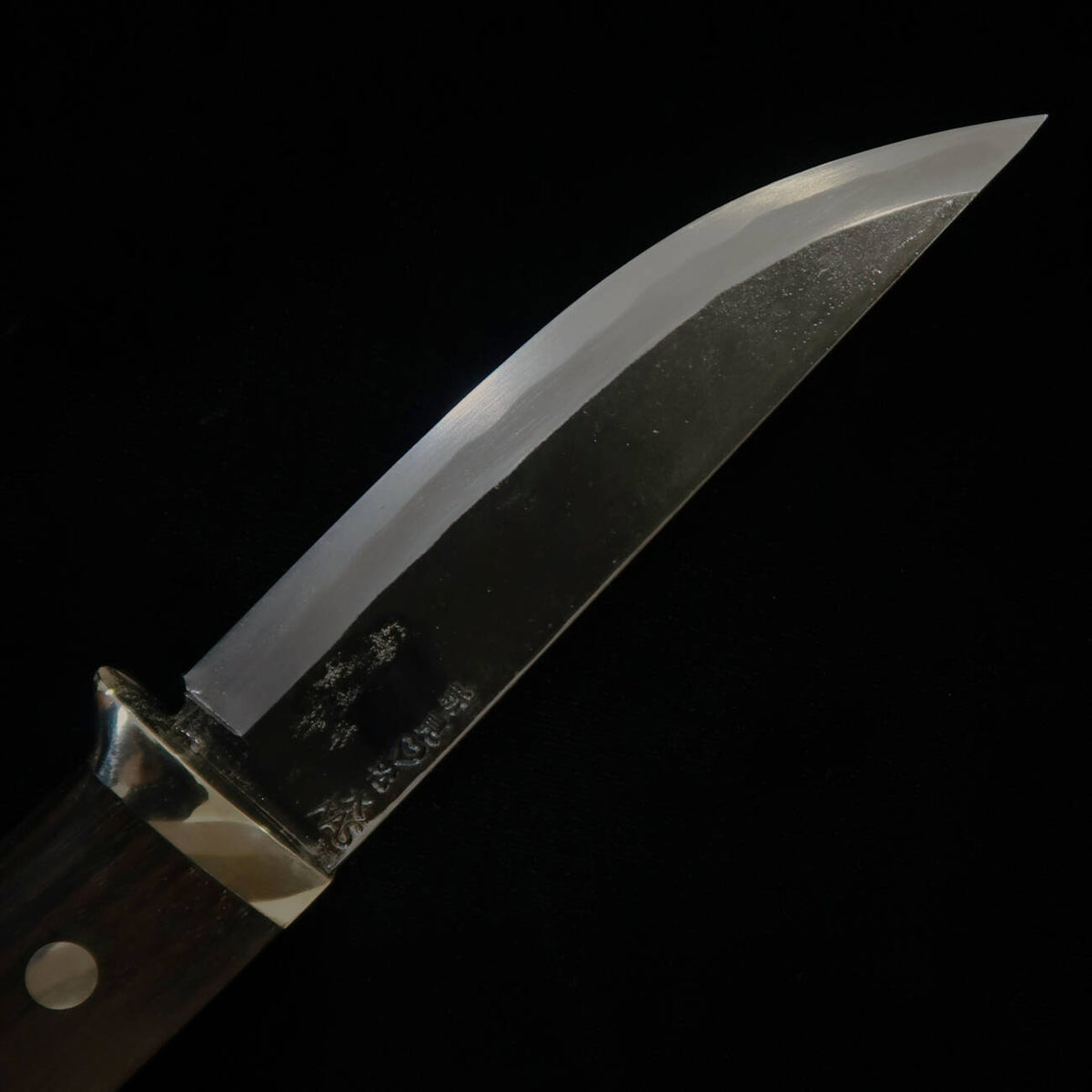TAKEDA Hamono, forja manual Bitchu, obra de Moriya Masasaku, cuchillo con funda (sheath knife), ébano rayado