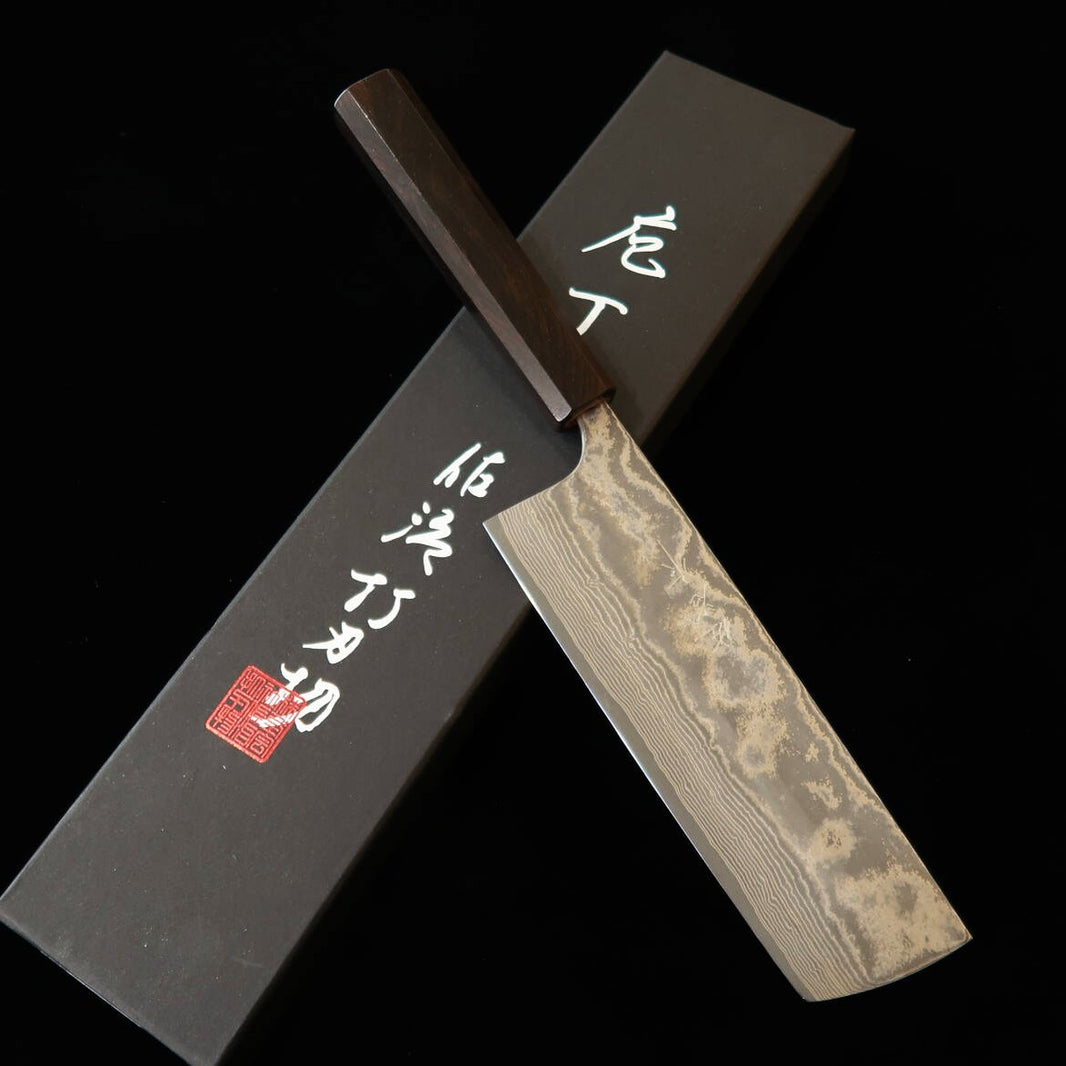 Saji Takeshi SAJI TAKESHI Nakiri VG10 Damasco escurecido Cabo monobloco em ébano (165 mm)