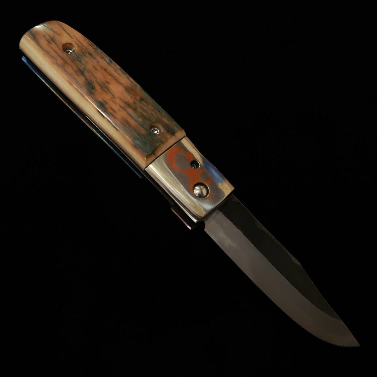 Cuchillo plegable tipo Bitchū TAKEDA hecho a mano por Inagaki Fumio,mango de marfil de mamut y titanio