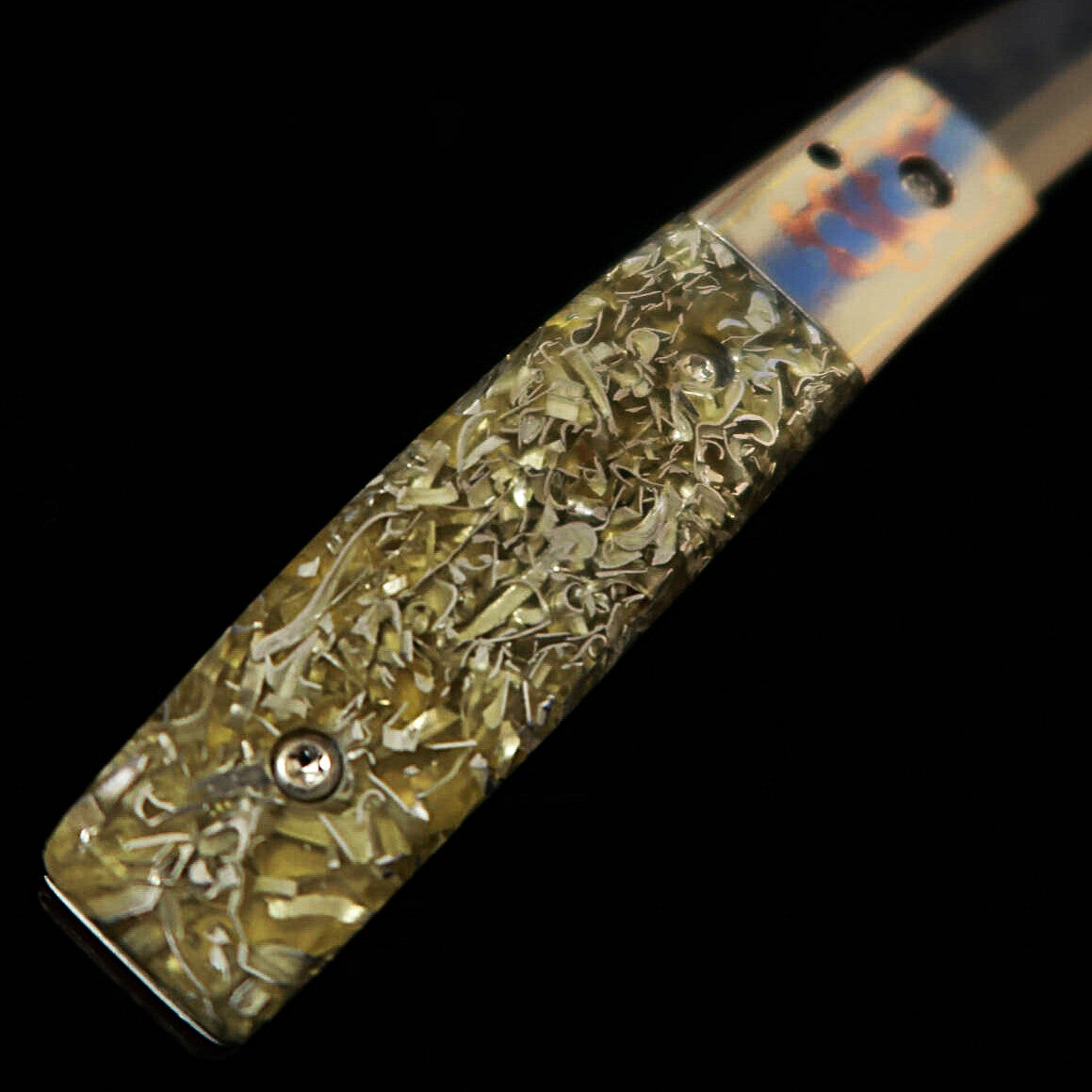 Takeda Hamono - Cutelaria Bitchu artesanal, obra de Fumio Inagaki, faca dobrável liner lock Resina B