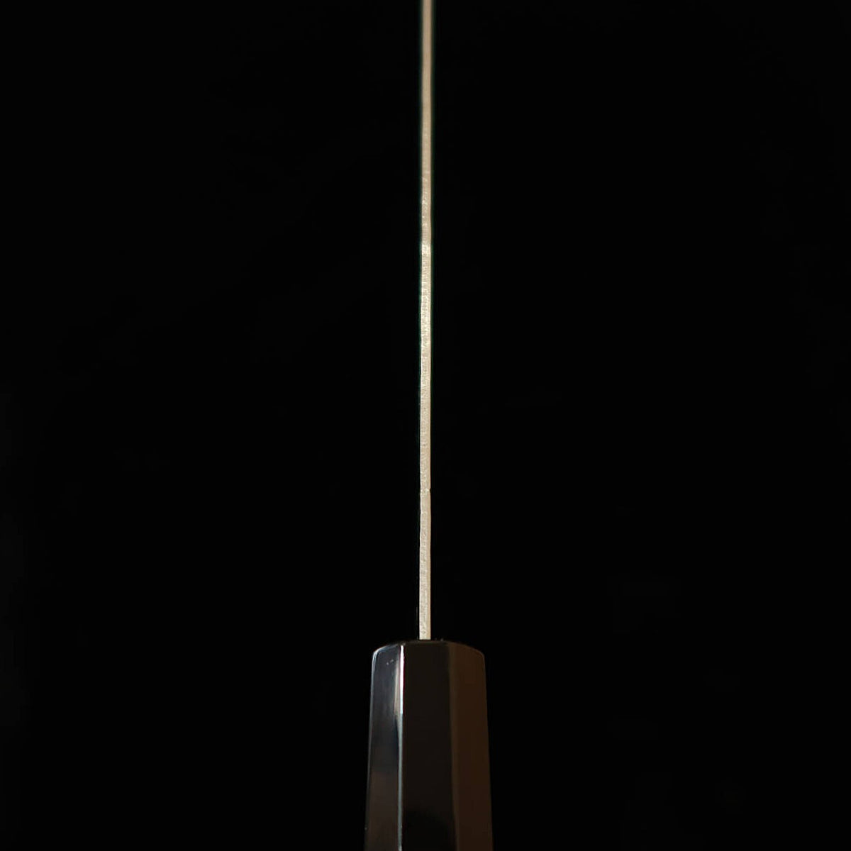 Miura MIURA Kiritsuke, aço Gin-3, acabamento nashiji, cabo octogonal em ébano (210 mm)