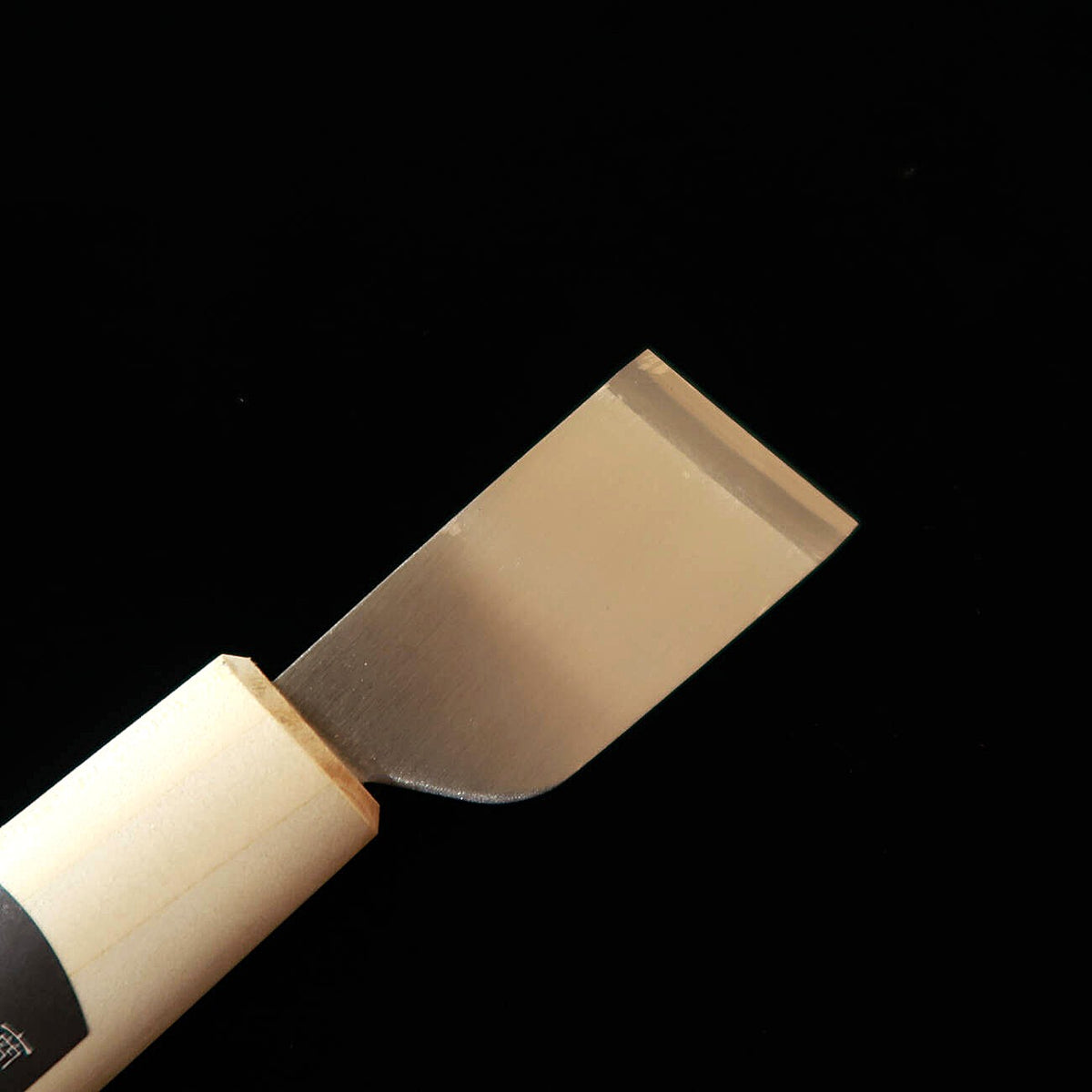 Ikeuchi Hamono IKEUCHI Faca para couro Aogami #2 Miki-hisa, polida, fio inclinado (36 mm)