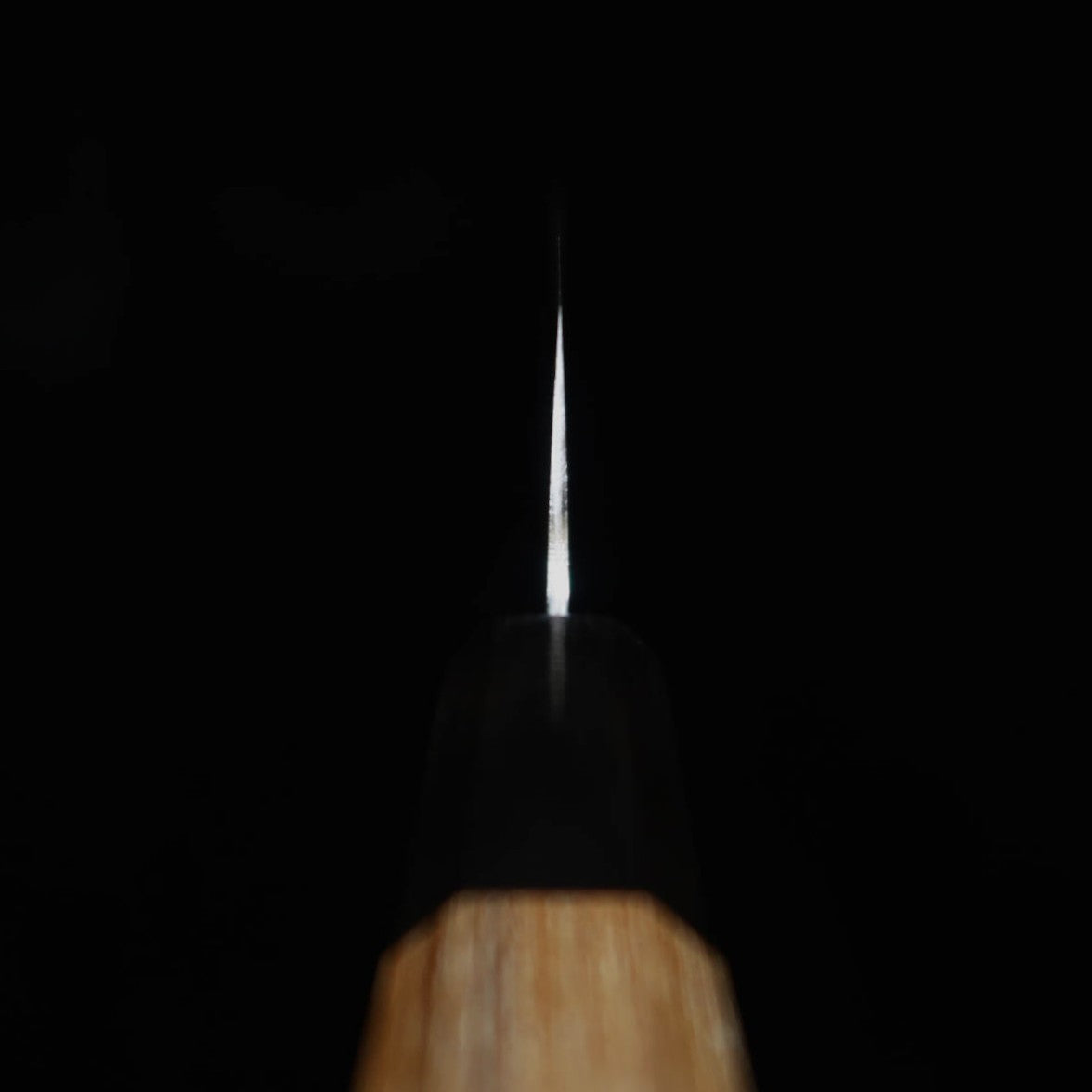 三浦 MIURA 三徳 VG-10 槌目 チーク柄 (165mm)