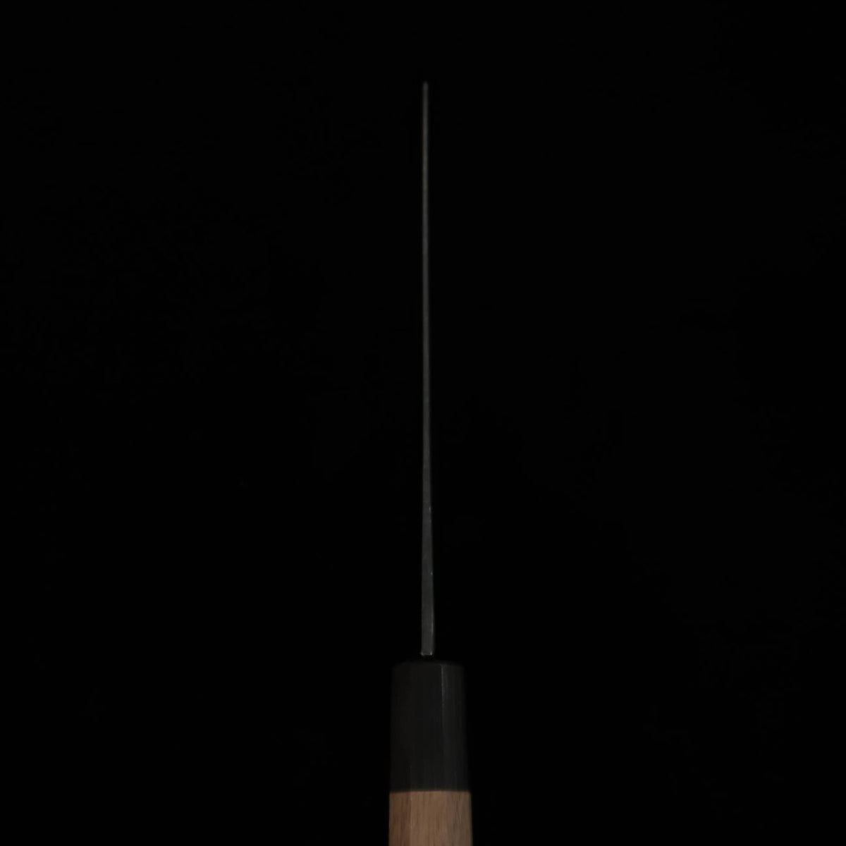 MIURA Gyuto Aogami n.º 1 Acabado kurouchi Mango octogonal de nogal (210 mm)
