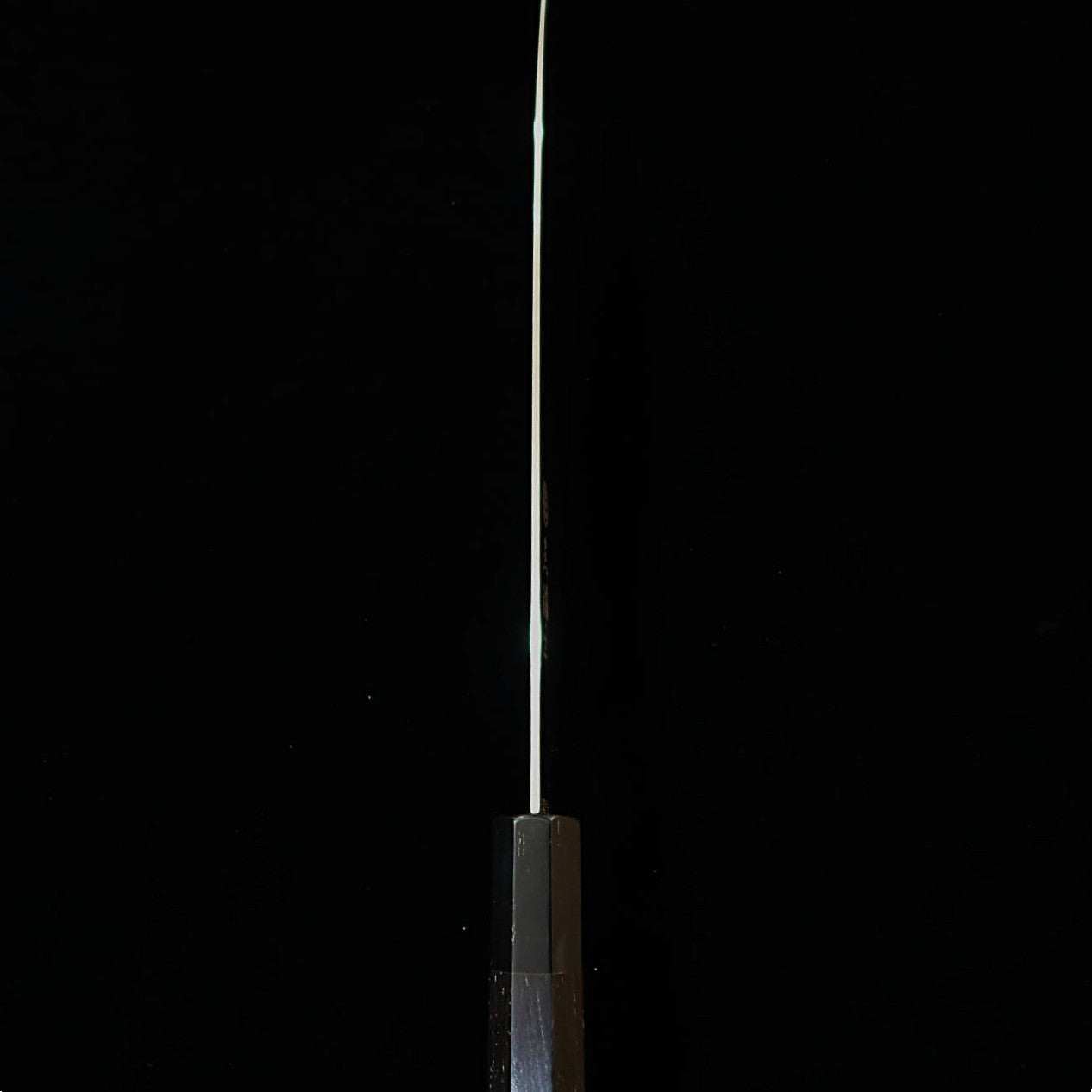 MIURA Miura Cuchillo de chef ZA18 Damasco, mango octogonal de ébano (210 mm)