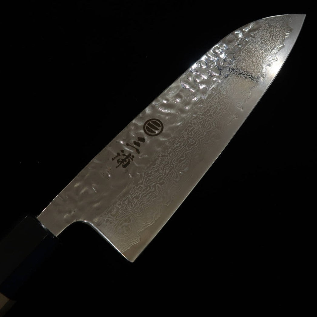 Miura Santoku AUS10 (10A) Mirror-Finished Hammered Damascus Steel with an Octagonal Magnolia Handle (165mm)