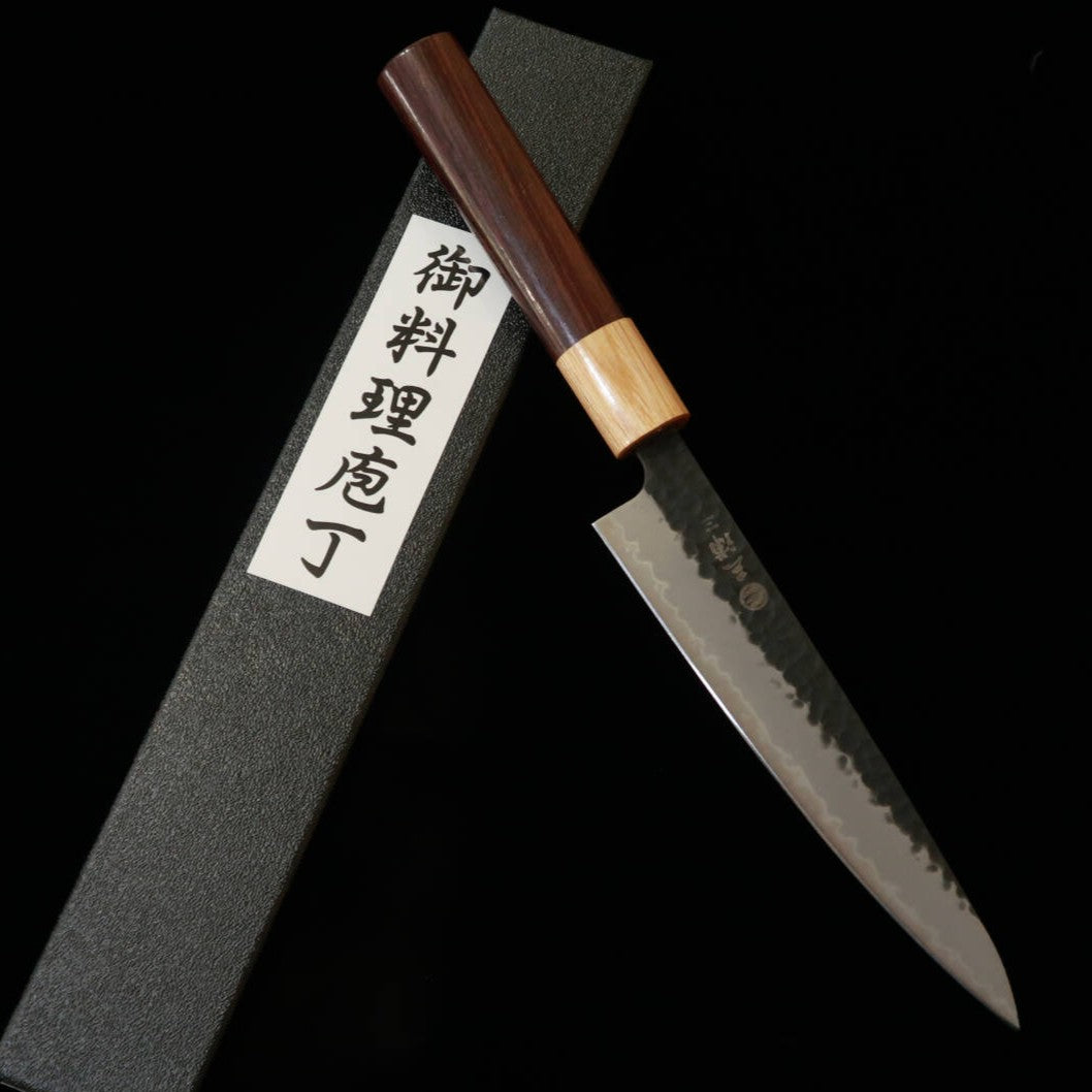 Miura Petty, Aogami Super, acabado negro, mango de palisandro (150 mm)