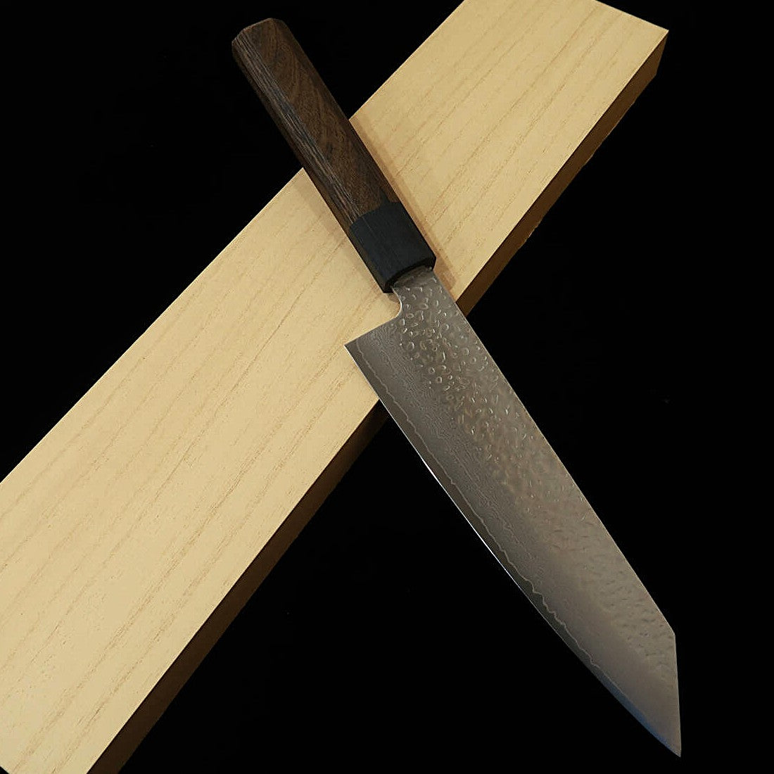 Miura MIURA Bunka VG-10 Damasco com cabo de madeira compensada laminada reforçada (190mm)