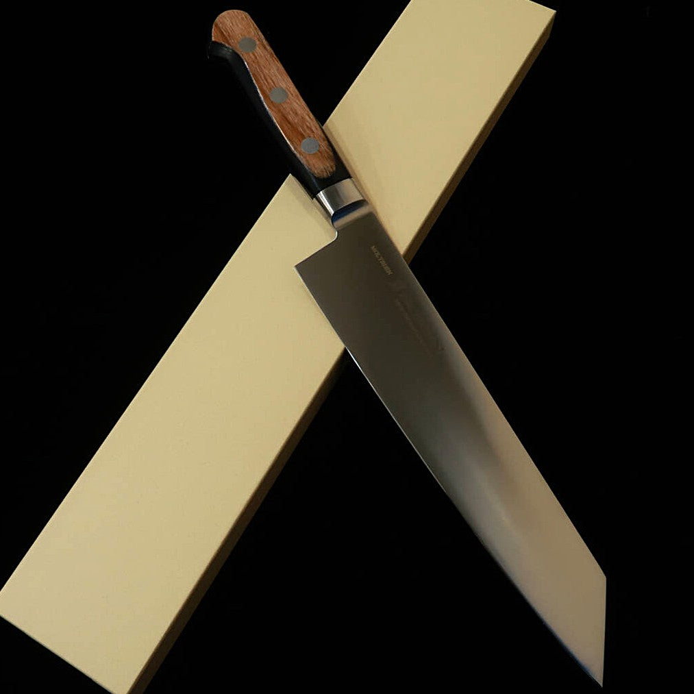 SUISIN Inox Gyuto type sabre (210 mm)