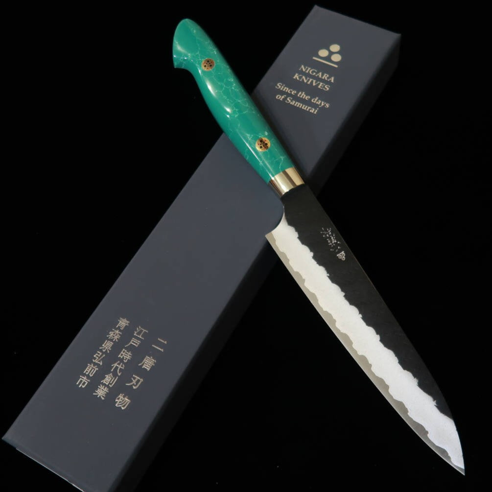 Couteau d'office Petty NIGARA – Acier SG2, Finition Kurouchi Martelée (Tsuchime), Manche en Turquoise (150 mm)
