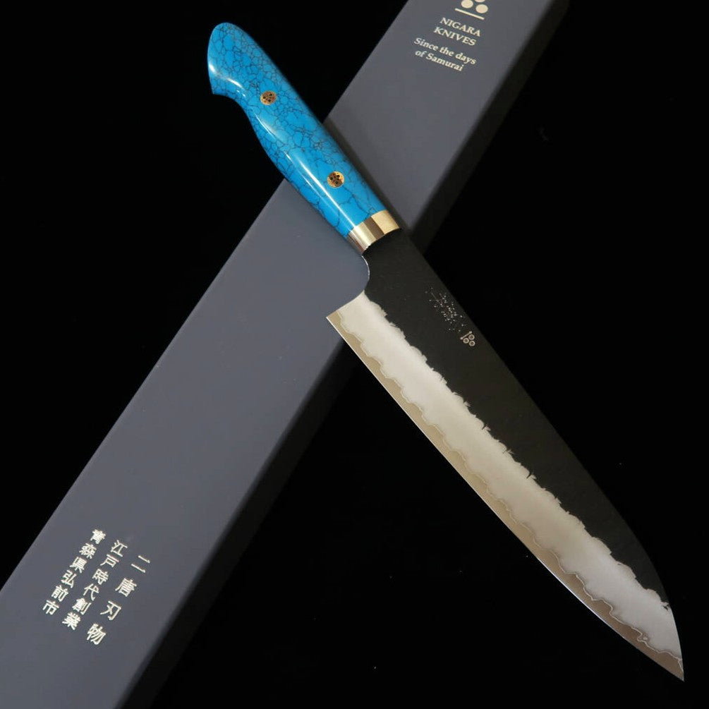 Couteau Chef Gyuto NIGARA – Acier SG2, Finition Kurouchi Martelée (Tsuchime), Manche en Turquoise (210/240 mm)