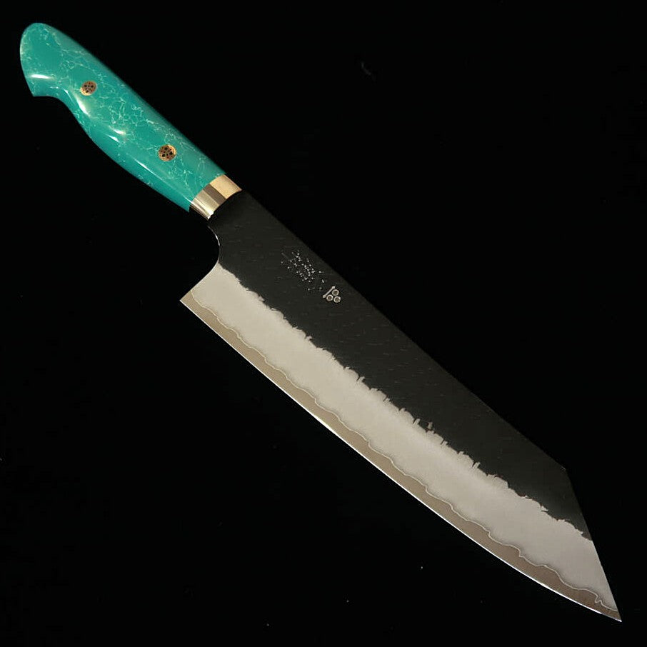 Couteau Chef Kiritsuke Gyuto NIGARA – Acier SG2, Finition Kurouchi Martelée (Tsuchime), Manche en Turquoise (210 mm)