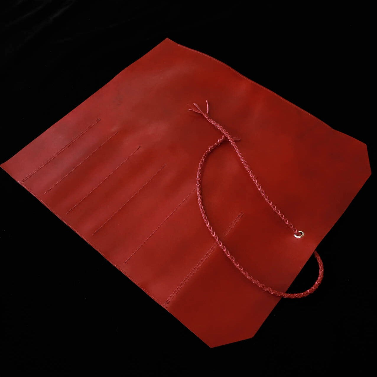 Rouleau à couteaux en cuir YOKU leatherworks Long Lasting Leather Rouge 4P (4 pièces/emplacements)