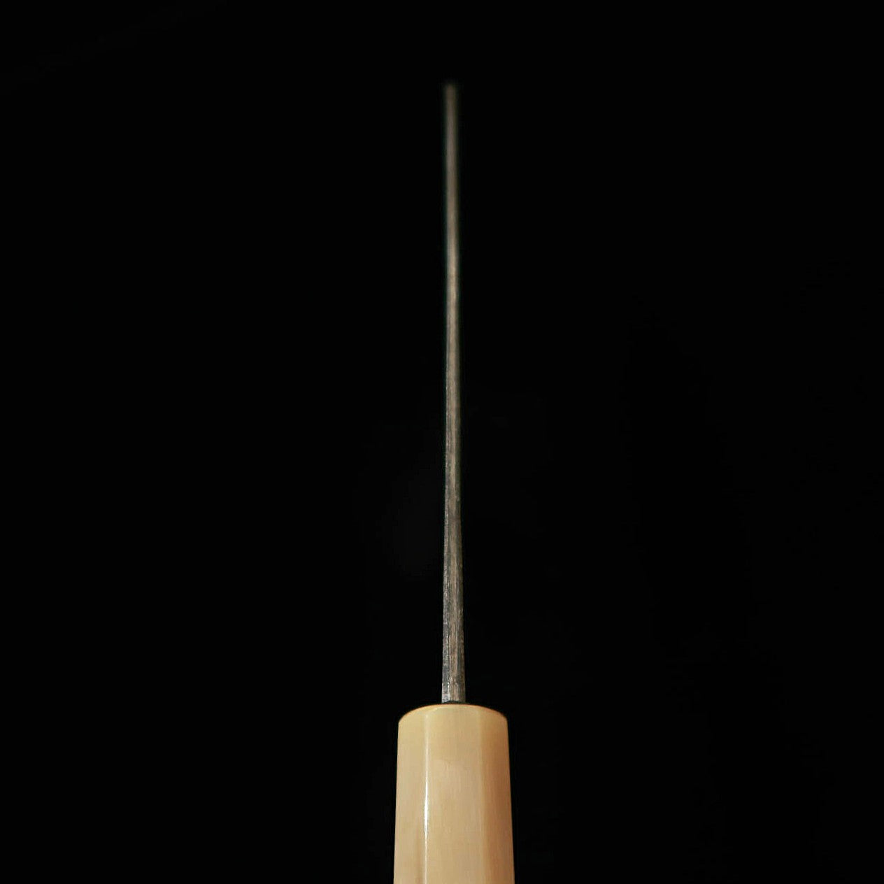 三浦頂MIURA Itadaki 田中義一 三徳 白紙二号 黒打ち 水牛朴八角柄 （180mm）
