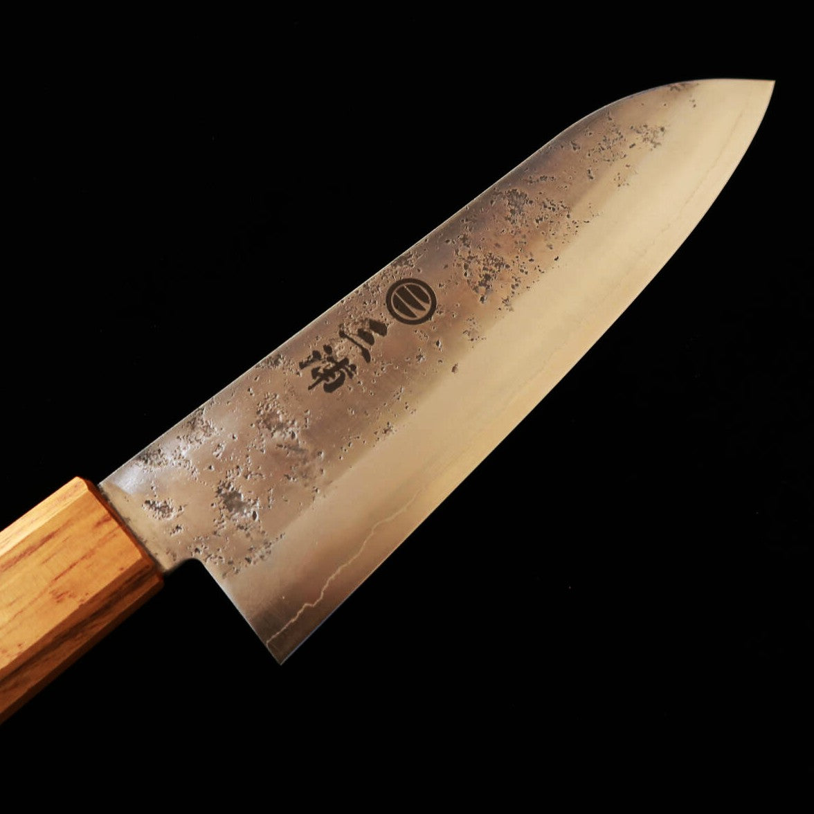 Santoku MIURA Ginsan, acabado pulido, mango octogonal de roble (165mm)