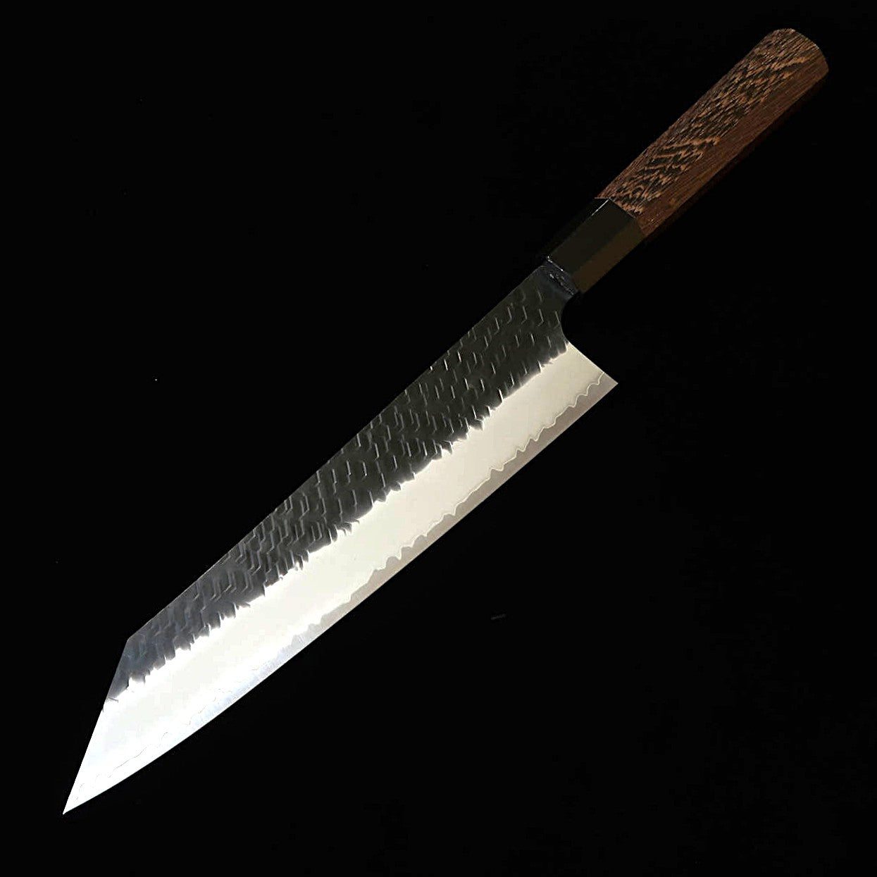 二唐刃物鍛造所 NIGARA 切付牛刀 SG2 鎚目黒打 ウェンジ八角柄（240mm）