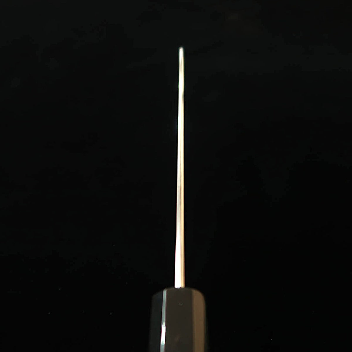 HADO Hado – Junpaku Aço Branco nº 1, núcleo em aço inox, Santoku, cabo octogonal em chifre de búfalo (180 mm)