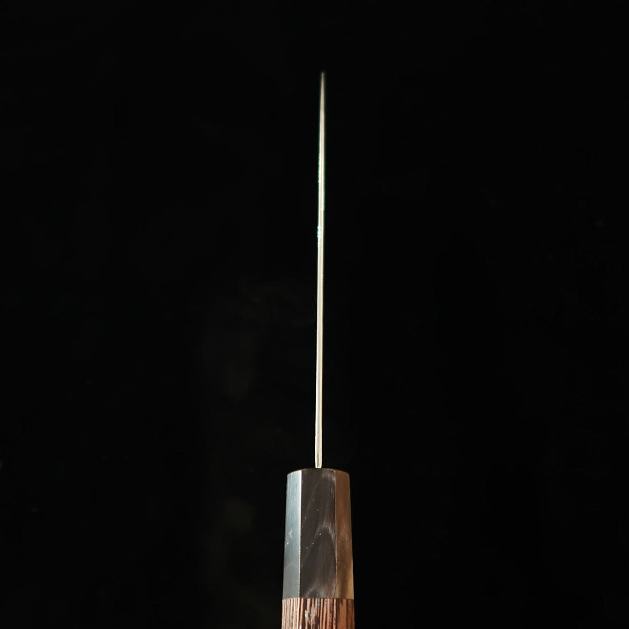 初心HATSUKOKORO 風船 切付三徳 銀紙三号 黒染めダマスカス ウェンジ八角柄（170mm）