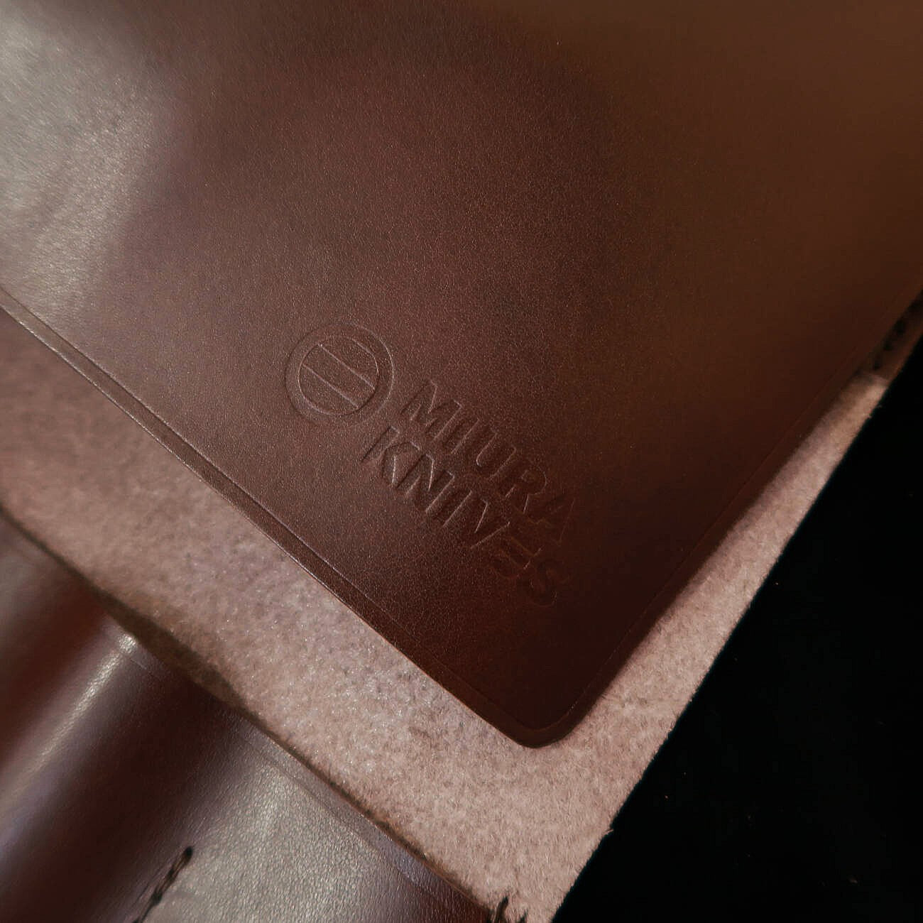 YOKU leatherworks　レザーナイフロール ブラウン