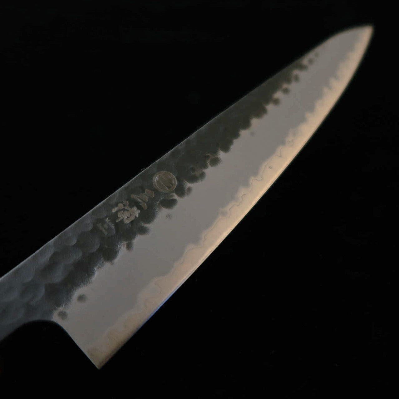 三浦MIURA ペティ 青紙スーパー 黒打ち鎚目 欅八角柄（150mm）