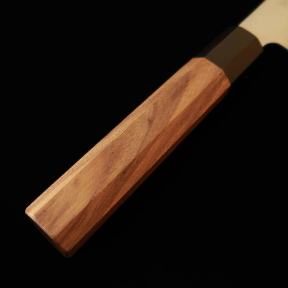 三浦 MIURA 粉末ハイス 牛刀 胡桃八角柄 (210mm)