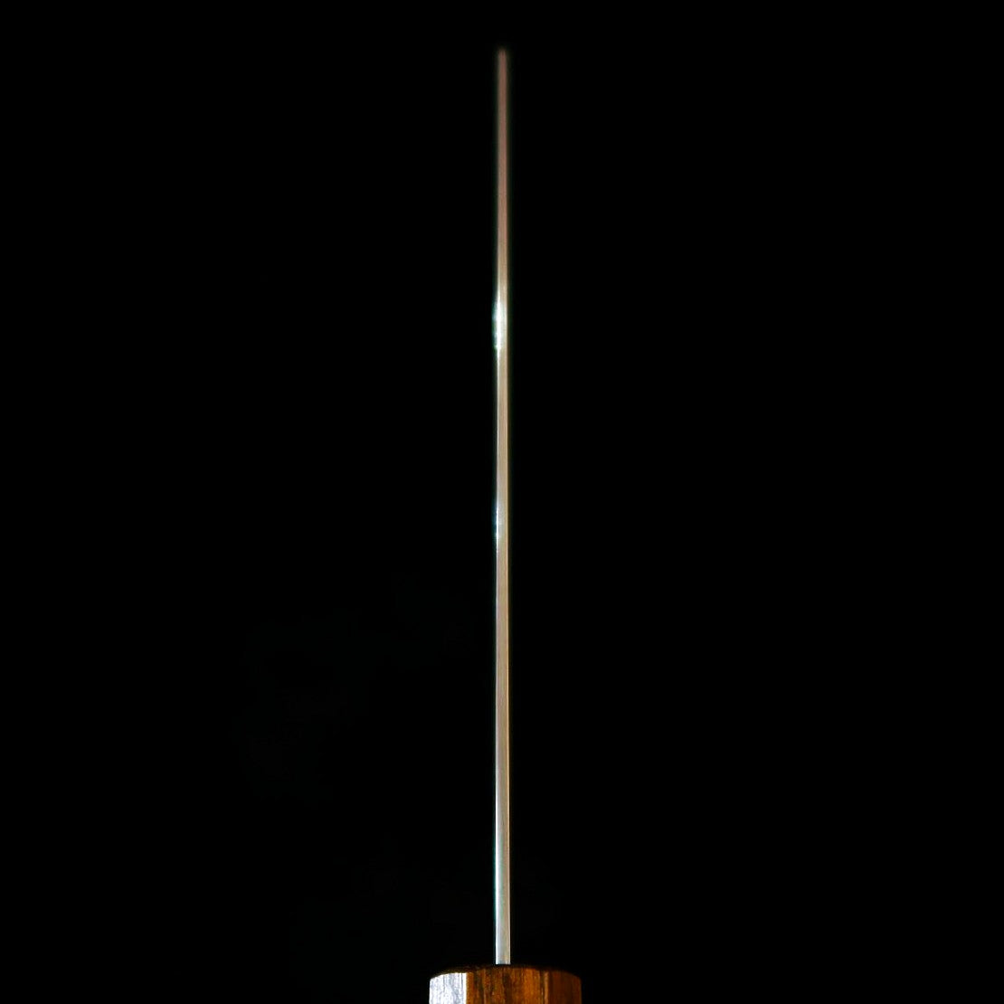 Couteau Bunka HADO Ohryu - Acier AUS-10, Damas tourbillon (Uzu) - Manche en chêne brûlé (170 mm)