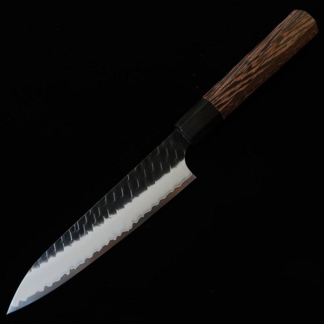 二唐刃物鍛造所 NIGARA ペティ SG2 鎚目 黒打 ウェンジ八角柄（150mm）