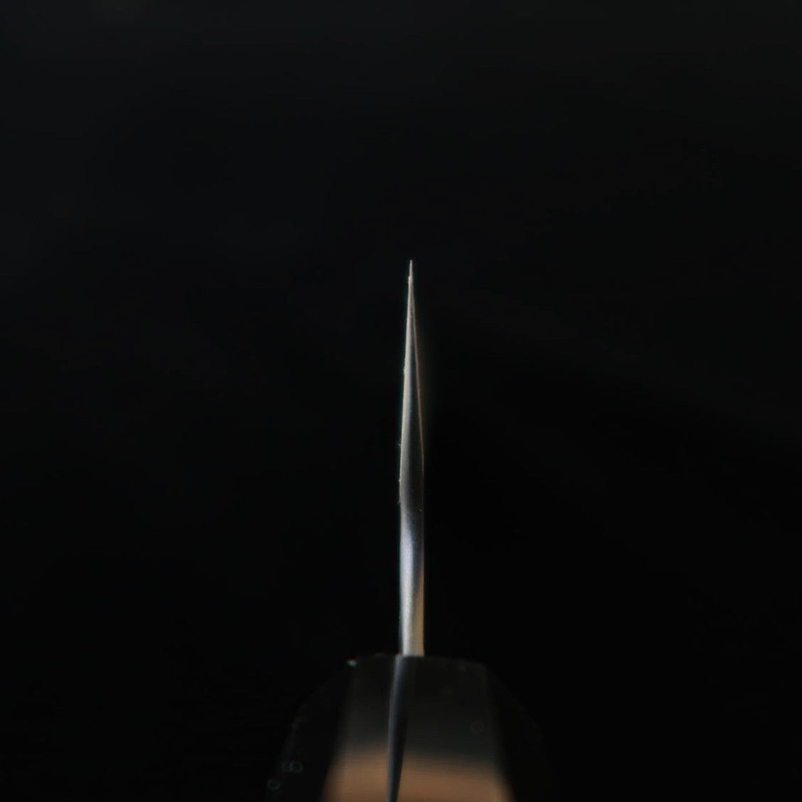 二唐刃物鍛造所 NIGARA 切付菜切 SG2 鎚目 黒打 ウェンジ八角柄 （180mm）