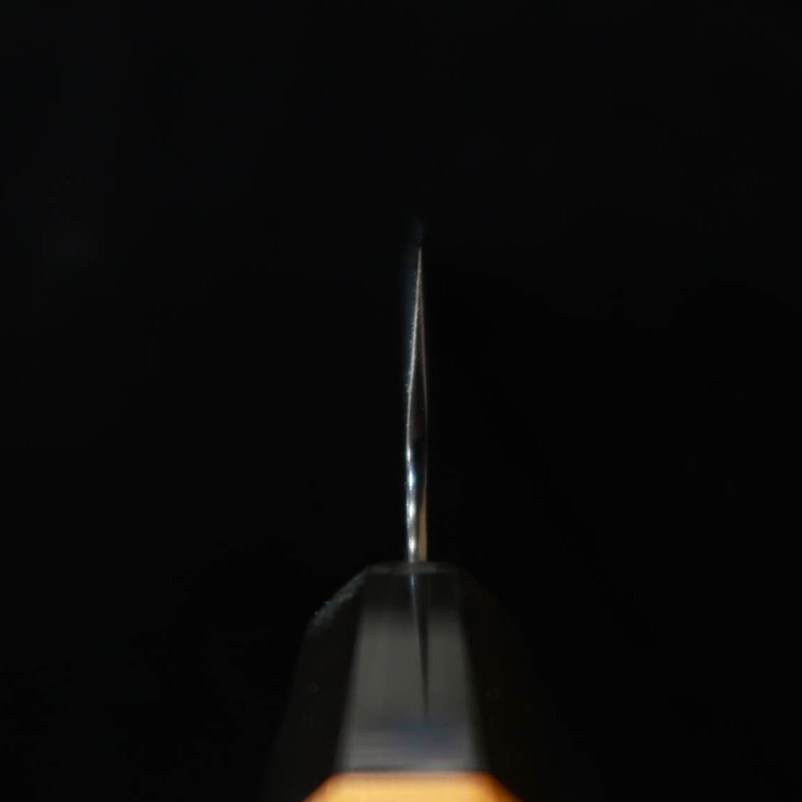 Couteau de chef (Gyuto) Nigara (Nigara Hamono), acier SG2, finition Tsuchime Kurouchi (martelé et forgé brut), manche octogonal en teck (240 mm)