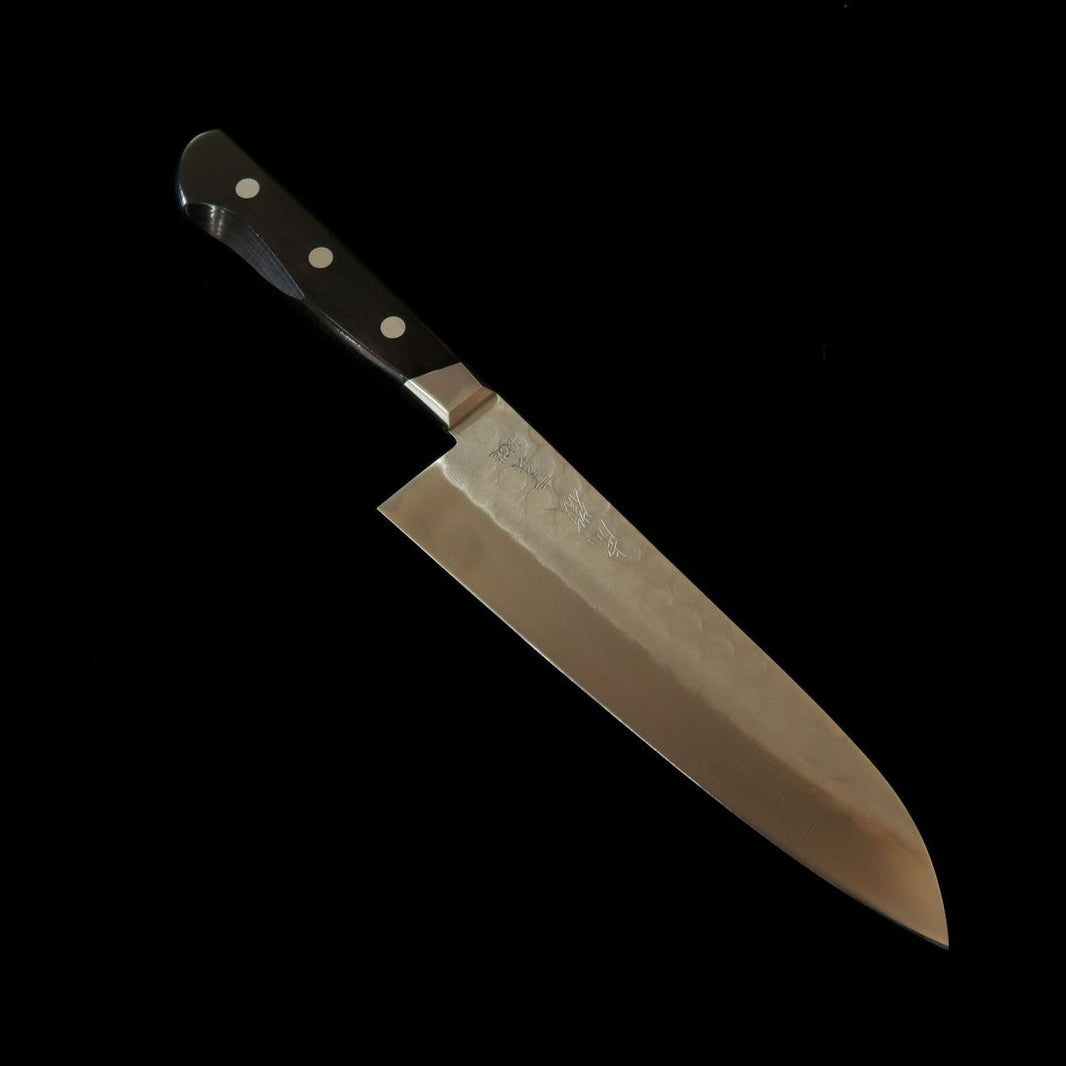 Minamoto Kotetsu santoku, aço Yasugi Aogami #2, acabamento nashiji, com tsuba, cabo em laminado preto (180 mm)