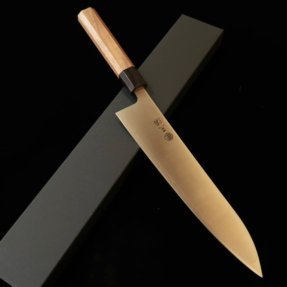 Miura MIURA Gyuto 440C poli, manche octogonal en noyer (240 mm)