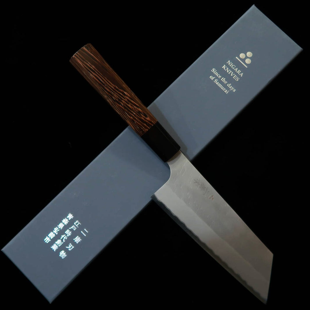 二唐刃物鍛造所 NIGARA 切付菜切 青紙スーパー 鎚目 ウェンジ八角柄（180mm）