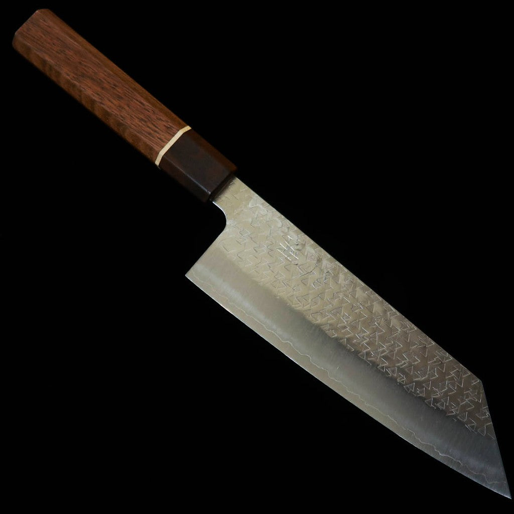 Couteau Bunka Miura Fubuki, acier SG2, finition Tsuchime (martelé), manche octogonal SGW (170 mm)